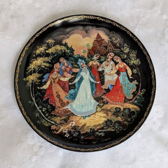Russian Kholui Bradford Exchange Legend Of Snow Maiden's Plate Dance of Friends - Picture 2 of 15